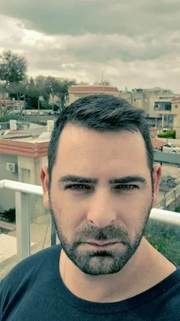 שחף ר