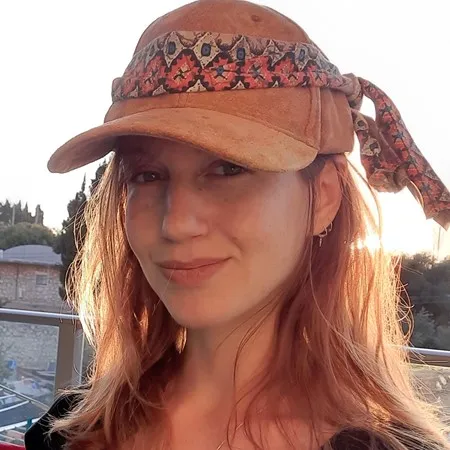 77Tamara