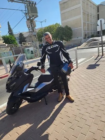 עמירם  מילר
