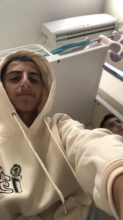 שחר זין גדול