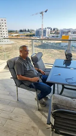 אשר מדר
