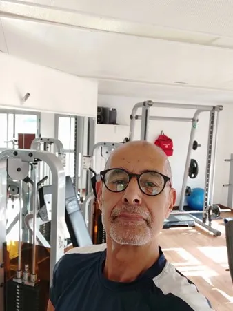 חוזה