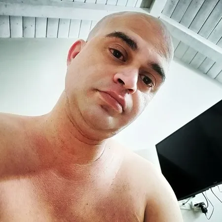 Izik bg