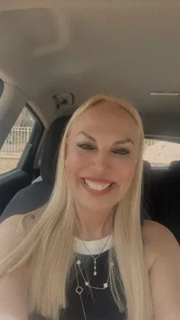 המסקרנת