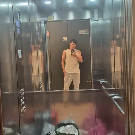 יאירגורנ