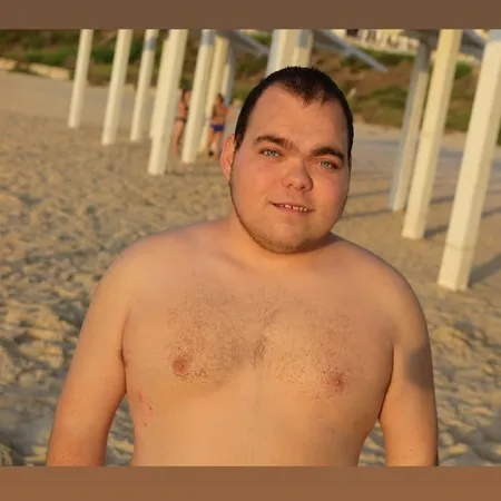 דניאל דורון 
