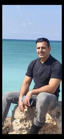 רועי.מ