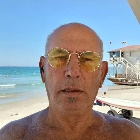 אוזיאס