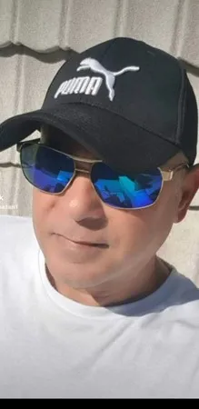כאן לאהבה 