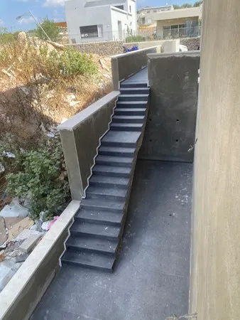 אבו עזאב