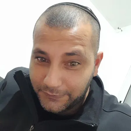 בנאדם ישר