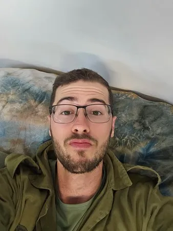 ארי שטרן
