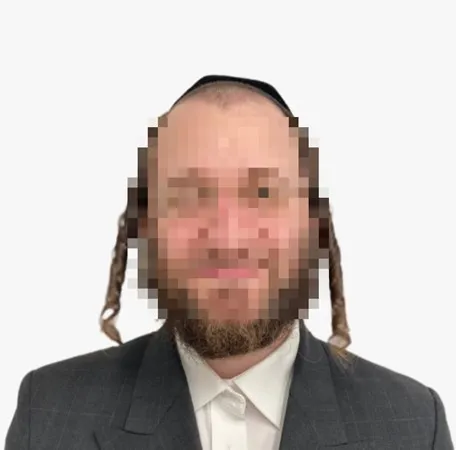 אבי 26