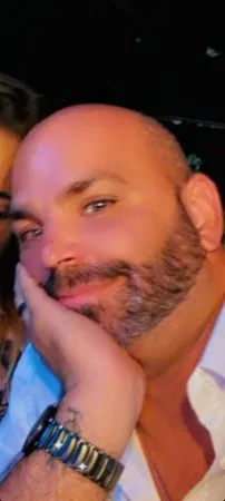 את ואני זה אחד