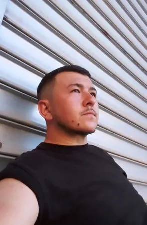 Alextrazzi