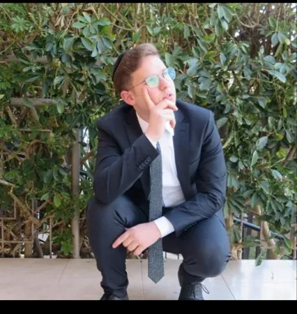 יפיף