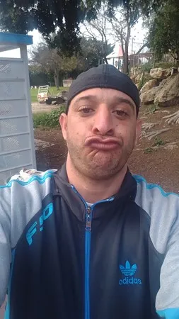 בני123