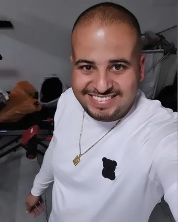 דניאל גנדוס