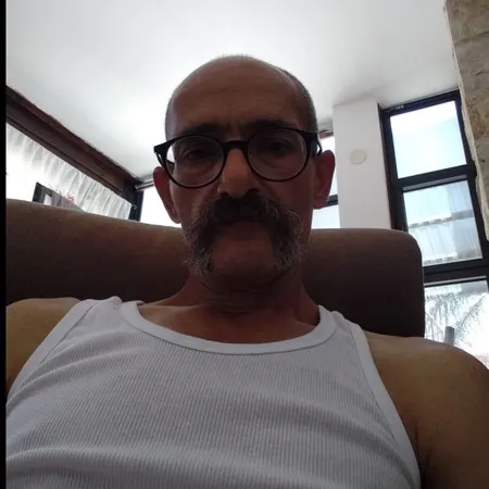 אילןb